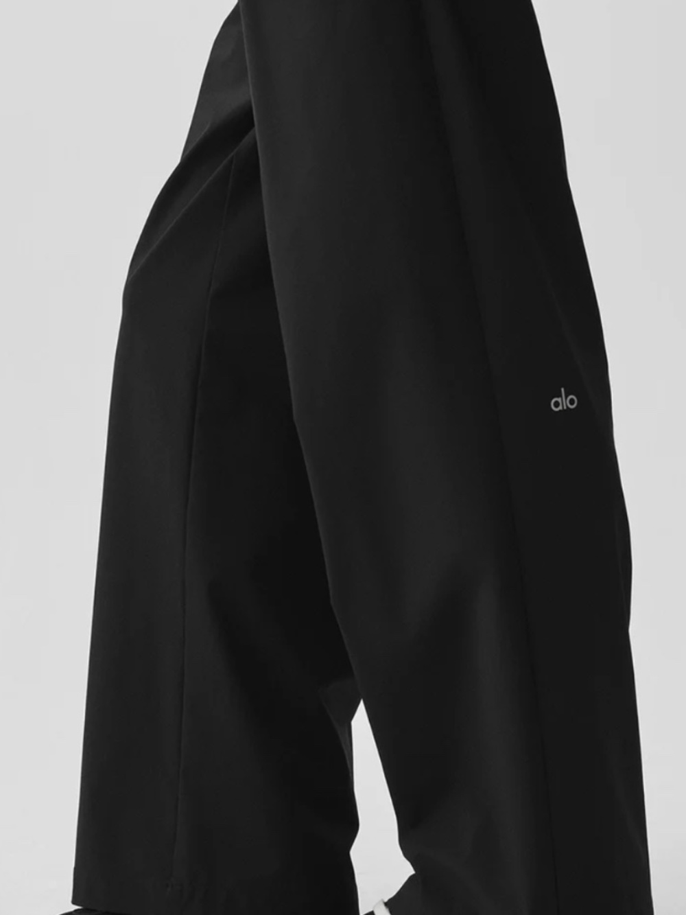 Alo High-Waist Pursuit Trouser in Black, Size Small - Picture 4 of 10